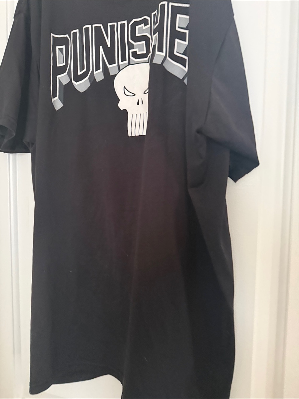 Marvel Punisher Graphic Tee in Black and White